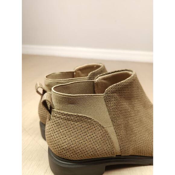 Dr. Scholl’s Women’s Suede Chelsea Ankle Booties Size 37 (US 7) - Picture 8 of 11